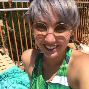 Meet your Posher, Allison